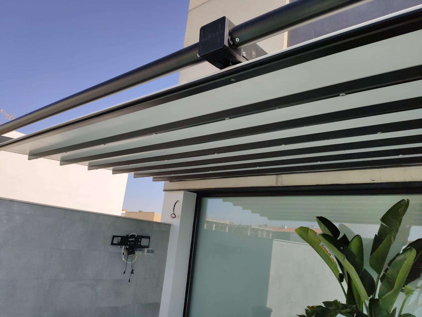 Pérgola de Lona Tensada